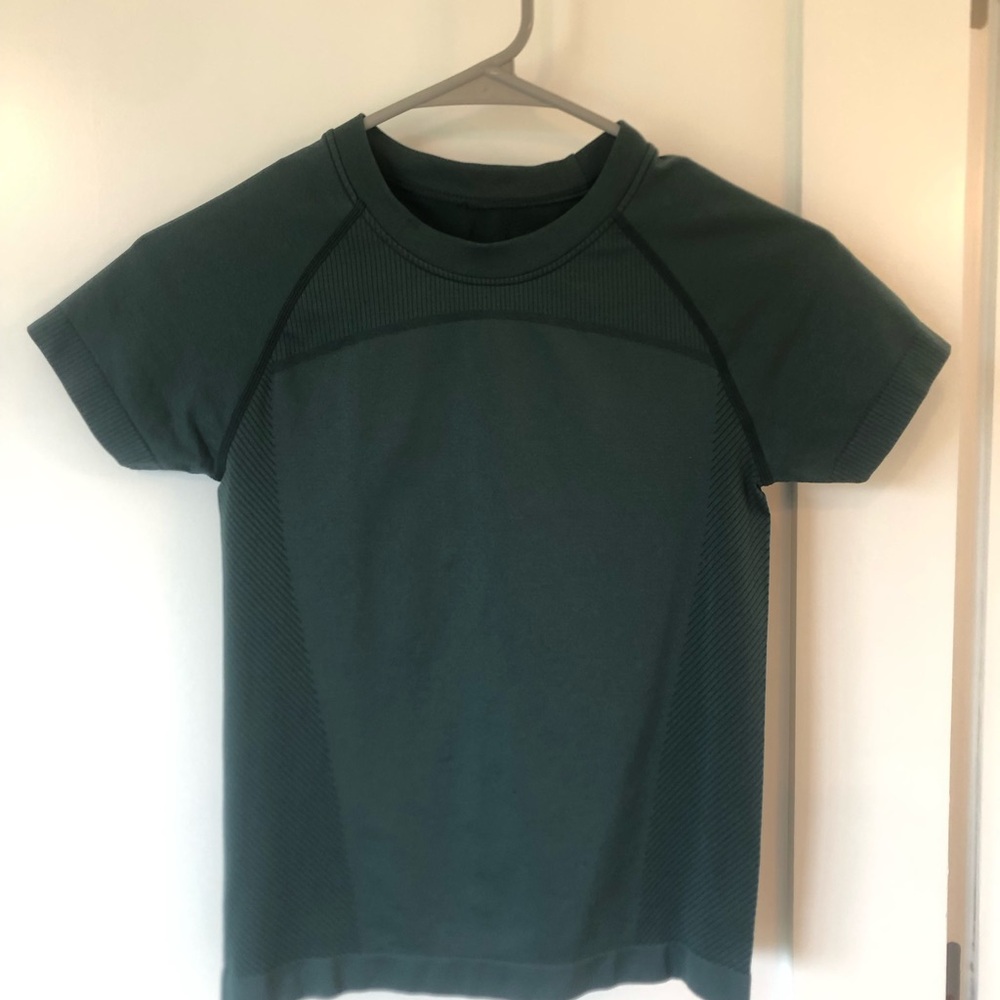 Green athletic tee